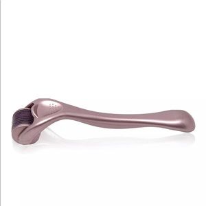 Zoe Ayla Micro Needler Derma Roller
